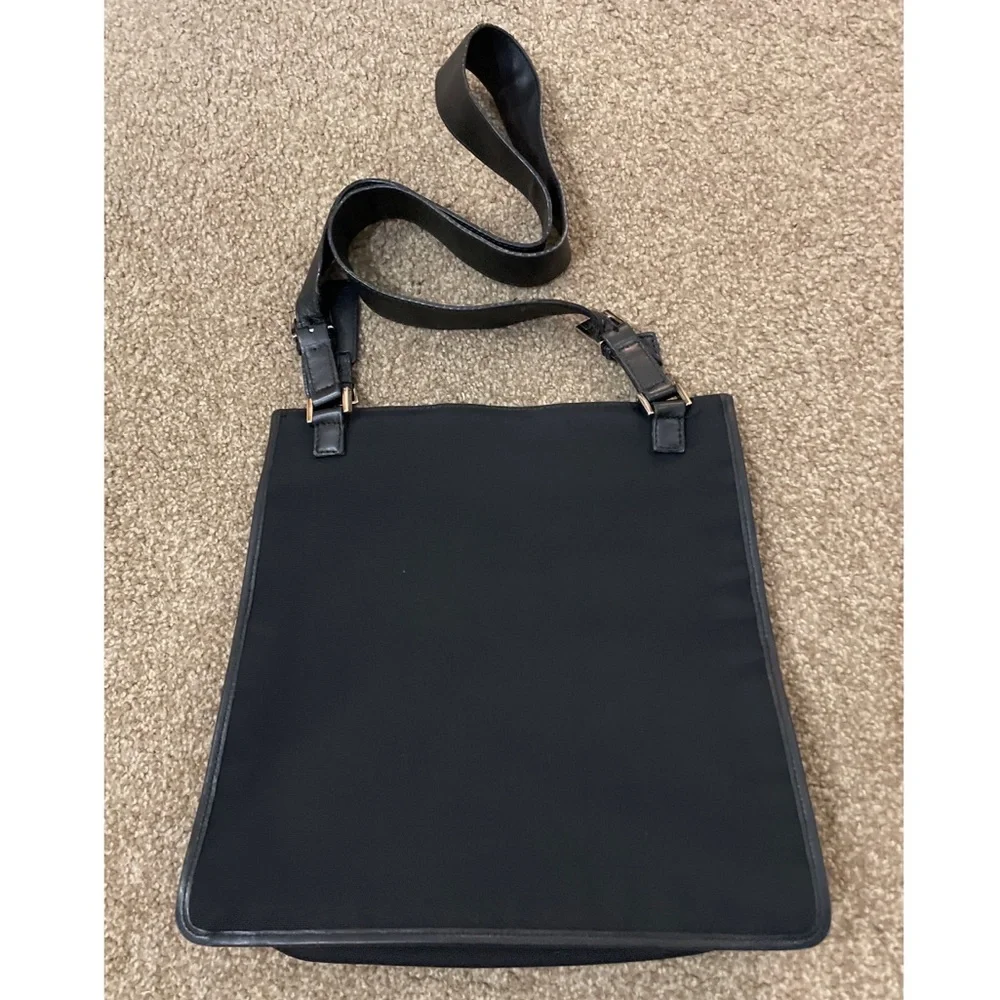 Gucci Nylon Messenger Bag - Picture 3 of 16